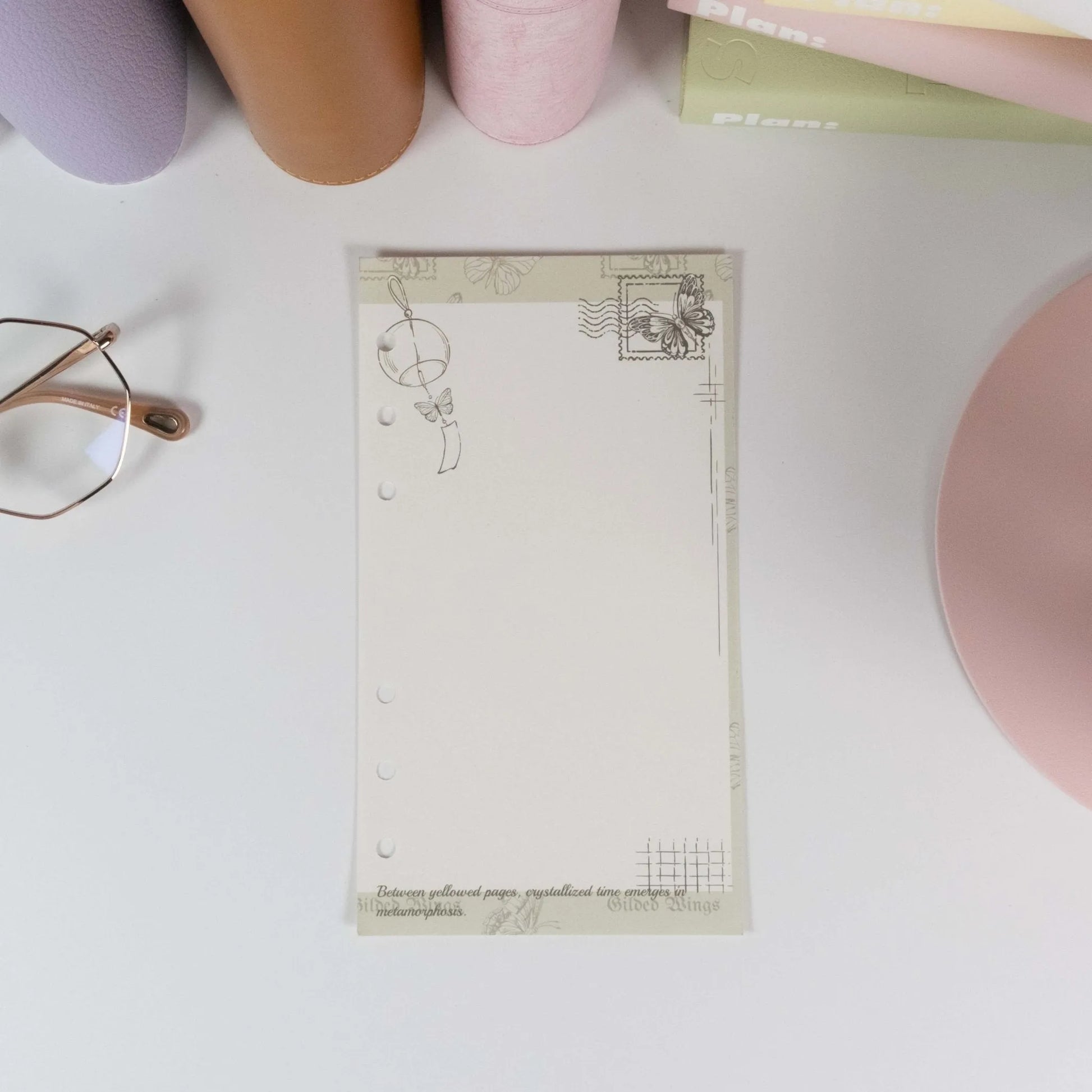 Vintage-inspired notepad page with butterfly mail illustration - Miouva